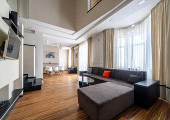 4-комн. квартира - Остоженка д.5