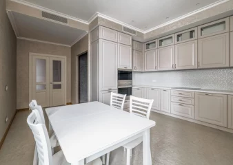 4-комн. квартира - ЖК Английский Квартал